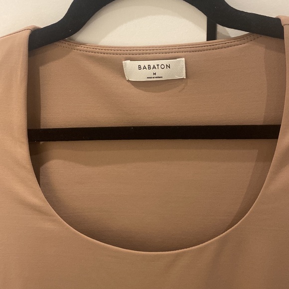 Babaton *NEW* Bodysuit - Picture 2 of 2